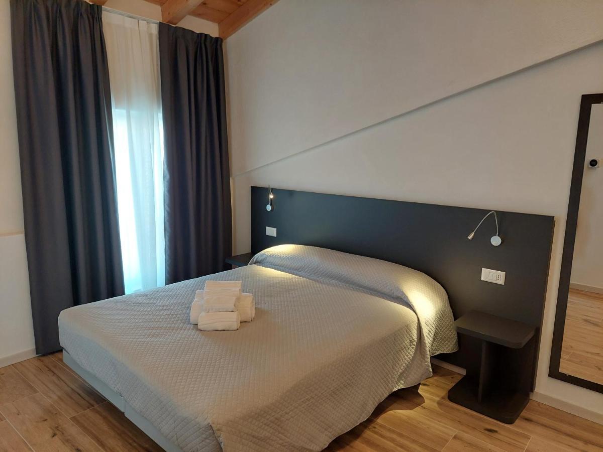 Il Vitigno Hotel Dossobuono Bagian luar foto