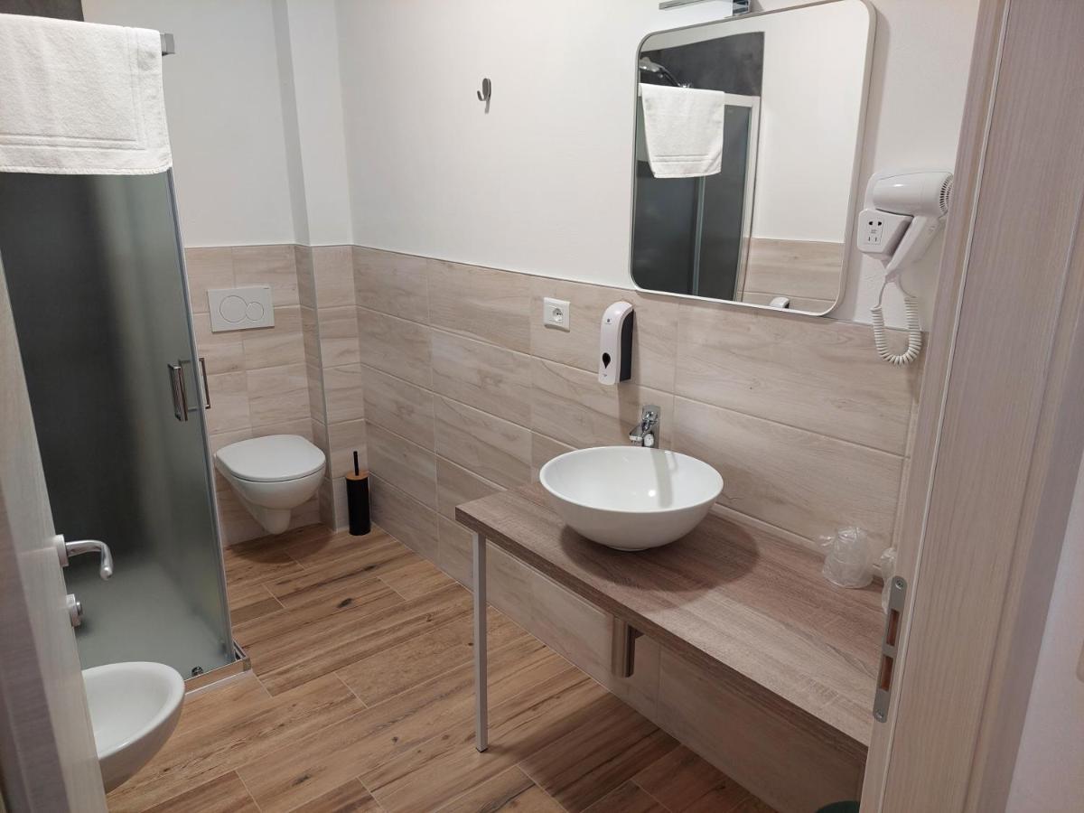 Il Vitigno Hotel Dossobuono Bagian luar foto
